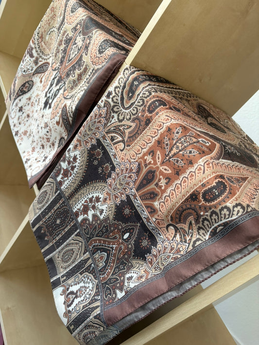 Etnic Brown